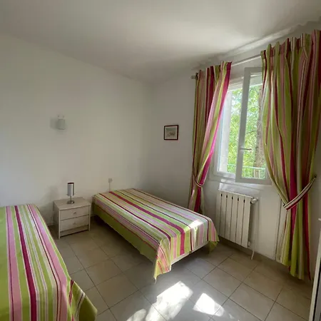 Belle Maison Vigneronne * Aniane